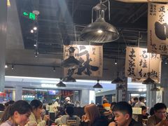 -张翻越·川渝冒菜·武汉黑鸭煲(城北万象城店)