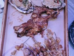 -夜火烤摊·东北烧烤酒场·老杨小黄鱼
