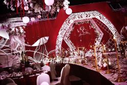 -花轿喜屋婚礼策划