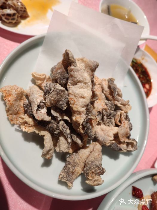 行家海鲜火锅酒家(静安寺店)椒盐炸鱼皮图片