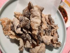 椒盐炸鱼皮-行家海鲜火锅酒家(静安寺店)