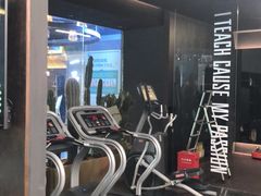 -TOP健身私教工作室(侨香店)