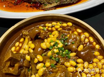 只有我发现了藏在民生路的这家川菜馆吗？狂喜！