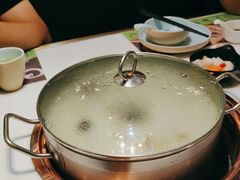 -洪氏嗨捞·猪肚鸡火锅(阳光天地店)