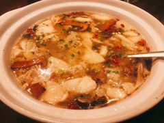 菌菇丸子汤-二厨·吊桥小院·脆皮烧鸡公·本地农家菜(沿江西路店)