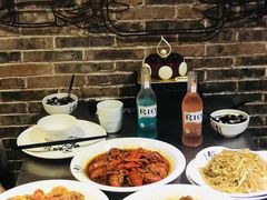 -龙巢盱眙龙虾·牛蛙·烧烤宵夜(八卦岭店)