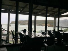 -12 Rocks Beach Bar Cafe