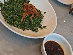 -侬佳蒸菜馆(听潮店)