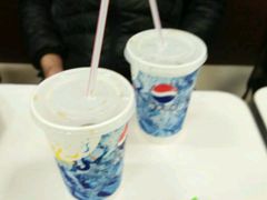 -华莱士·全鸡汉堡(湛江新华店)