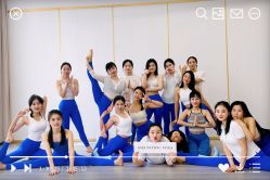 -亚太瑜伽普拉提学院