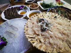 -官塘陈记鱼生·潮汕砂锅粥·牛肉火锅(潮枫路总店)