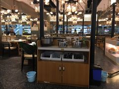 大堂-洪氏嗨捞·猪肚鸡火锅(阳光天地店)