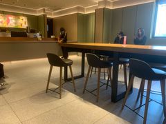 -星巴克臻选(上海中环广场2F店)