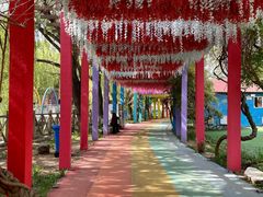 -雪山彩虹谷景区