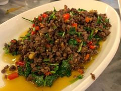 薄荷牛肉-蔼若春.传承三十年云南菜(金碧公园店)