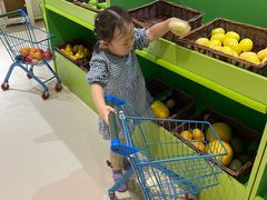 -爱睿思儿童早教亲子游泳(万象城店)