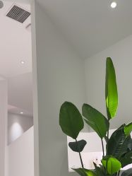 -微笑雨嘉造型护肤