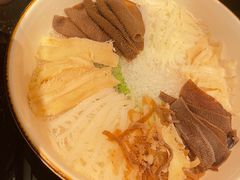 -哥老官重庆美蛙鱼头(宝山龙湖店)