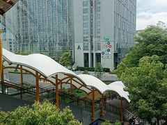 -康新公路(地铁站)