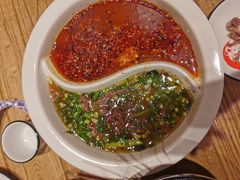 鸳鸯水煮牛肉-成都吃客(九眼桥店)