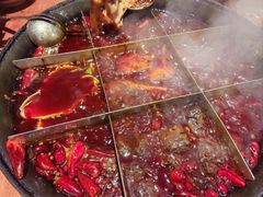 -周小明火锅(黑金冠社区店)