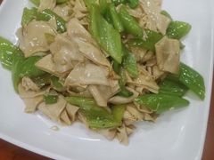 -叶存利海鲜大馅饺子(海宁路总店)