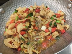 干锅肥肠-费大厨辣椒炒肉(沙河万达店)