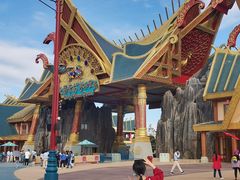 -七彩云南欢乐世界