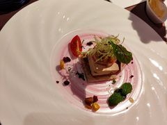 自制鸭肝批配混合蔬菜沙拉-卡本妮法餐厅·北京和平宾馆