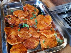 烤土豆片-清真·东拉黑炭火烤羊腿(世通·国际店)