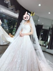 -艾米丽婚纱礼服