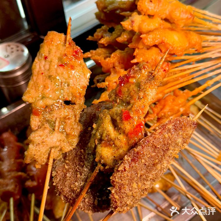 今天的快乐是炸串给的！！夜猫子给我