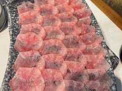 澳洲牛舌-哥老官重庆美蛙鱼头(宝山龙湖店)