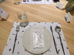 餐具摆设-ROIIN用心(杭州首店)