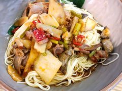 -哇蛙牛功夫面渝都料理(龙阳广场店)