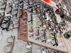 -潘多拉眼镜·蔡司依视路明月(潘家园店)