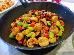 干锅肥肠-老板恋上鱼(恒隆广场店)