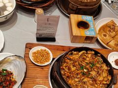 -客家大院·非遗赣南客家菜(郁孤台店)