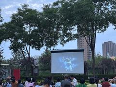 -不起眼麻辣烫凉皮店