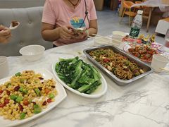 -江城燕子大排档(江汉路步行街店)