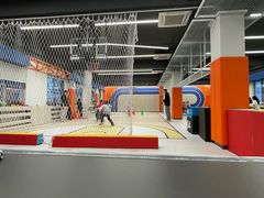 -悦动体能篮球羽毛球网球(三里河店)