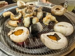 -围炉肉舍•炭烤活鳗•丹东海鲜烤肉(步行街店)