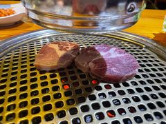 雪花猪梅肉-唯成•韩国炭火烤肉 유성고기