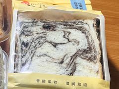 牛乳北海道巧克力味吐司-盒马鲜生(曜一城店)