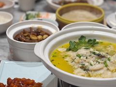 -小菜园新徽菜(宜兴八佰伴店)
