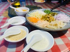 -龙桥私厨·姜花菊花过桥鱼·顺德菜(容桂店)