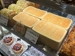 -君之狮子山·轻糖烘焙(松江印象城店)