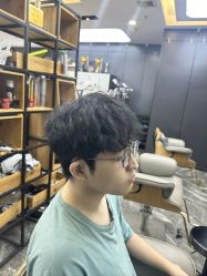 -藤野造型·专业烫染店