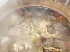 -威邵鸡煲(西华路总店)