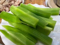 -肖肖酸萝卜鱼火锅(总店)